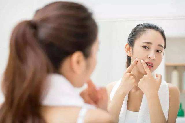 特朗普将提名临时美联储理事 争夺主席职位的“凯文”们