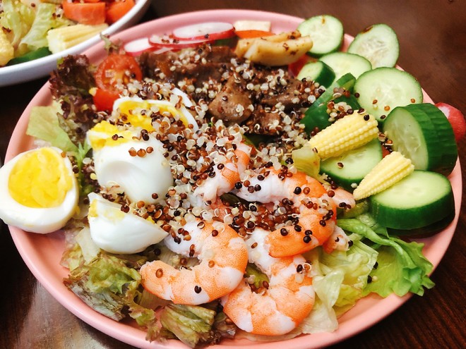  港股午评|恒生指数早盘跌1.07%    AI概念股逆势上涨