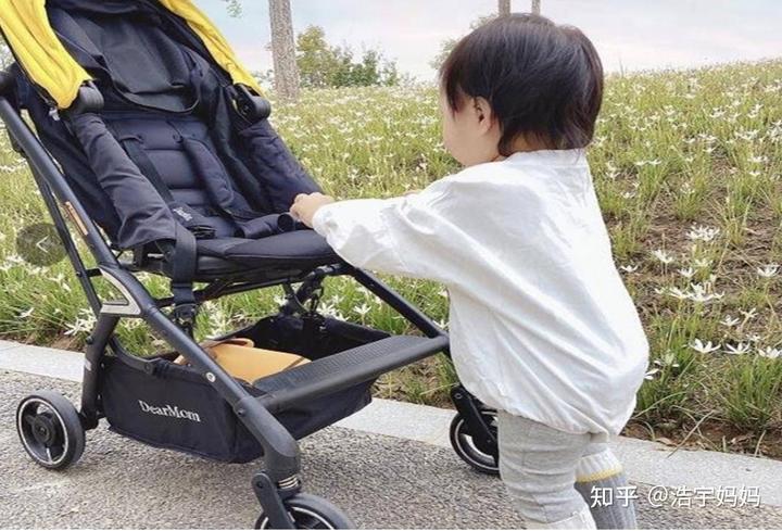 2025年《财富》世界500强排行榜发布 公司净利润合计约2.98万亿美元