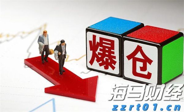 广州千人齐聚观看阅兵直播  广东省劳模：作为建设者的一份子倍感光荣！